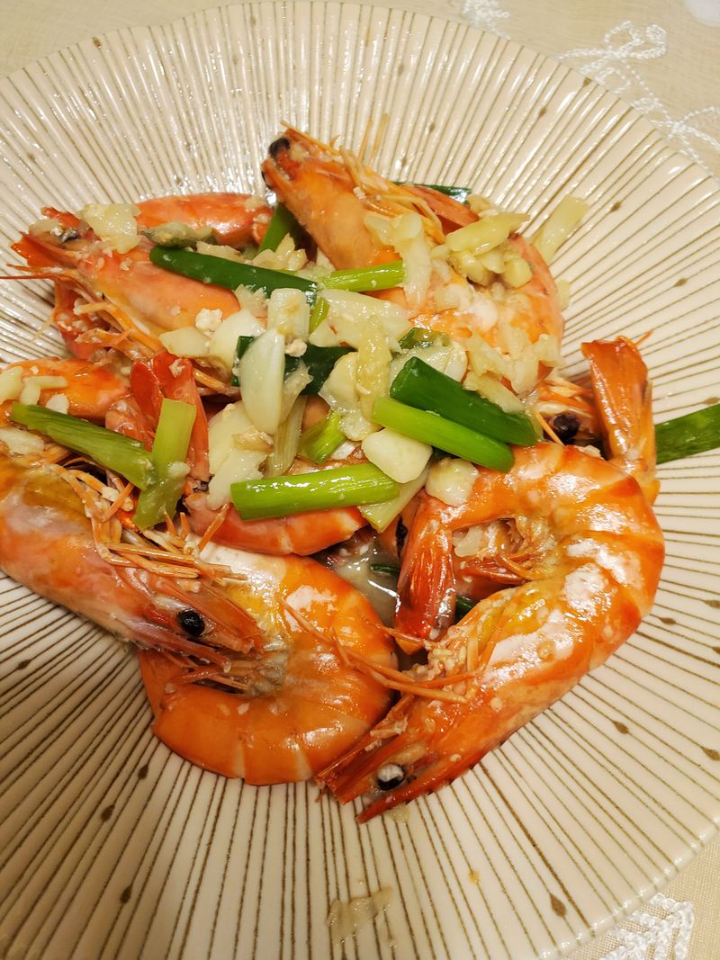 蒜炒蝦子