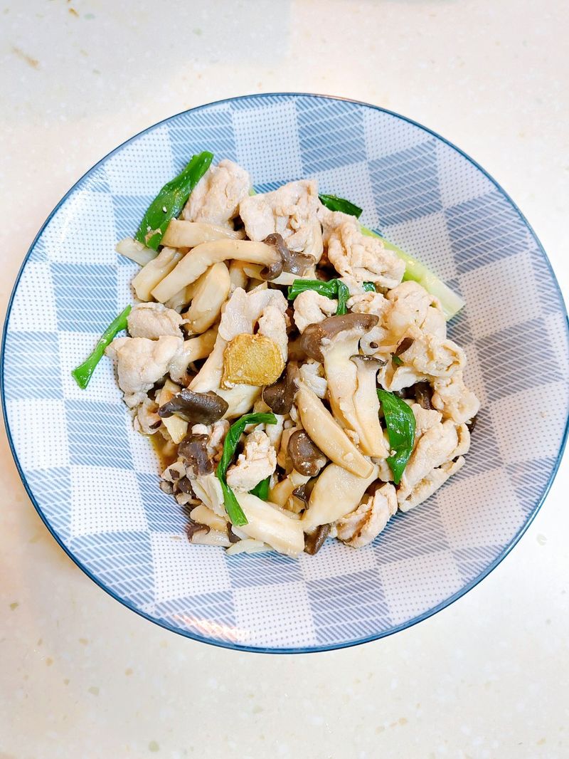 麻油菇菇炒豬肉