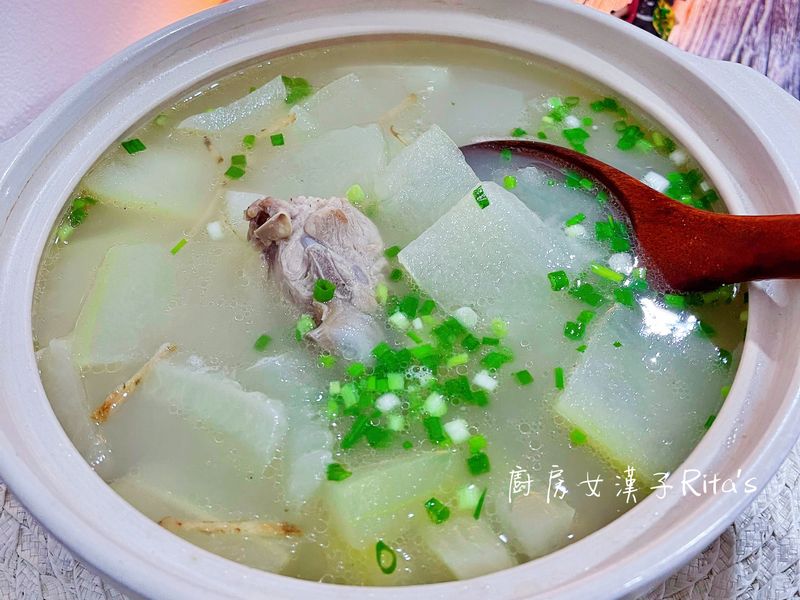 薑絲冬瓜排骨湯