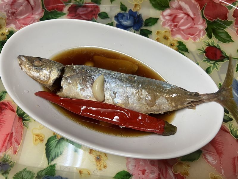 蒜燒四破魚～