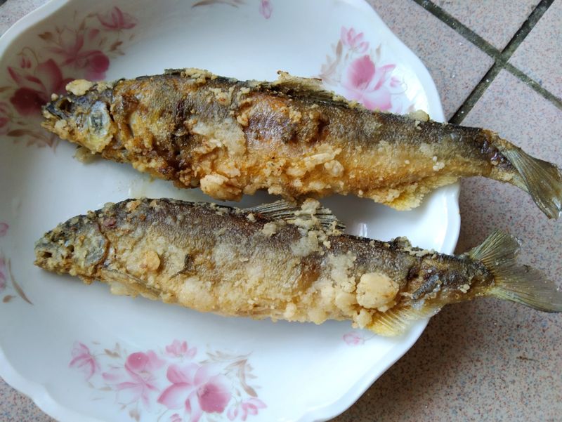 炸香魚