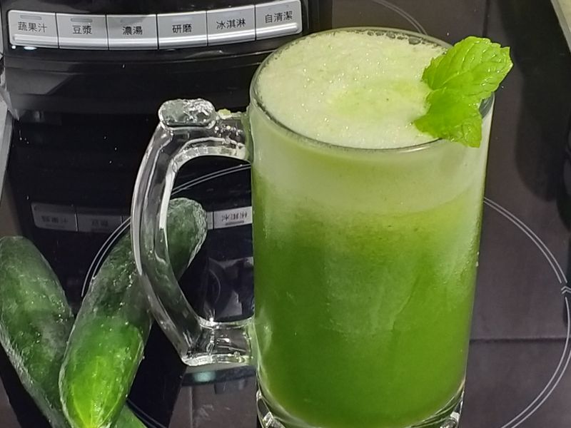 小黃瓜薄荷氣泡水