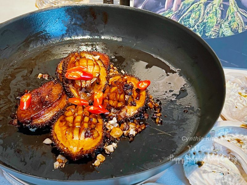 豉油王鮑魚