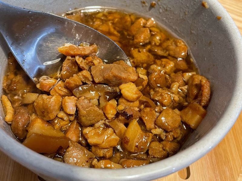手切滷肉飯