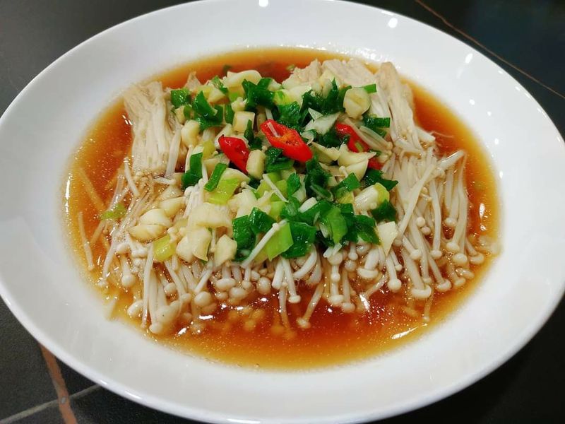 蒜蓉金針菇