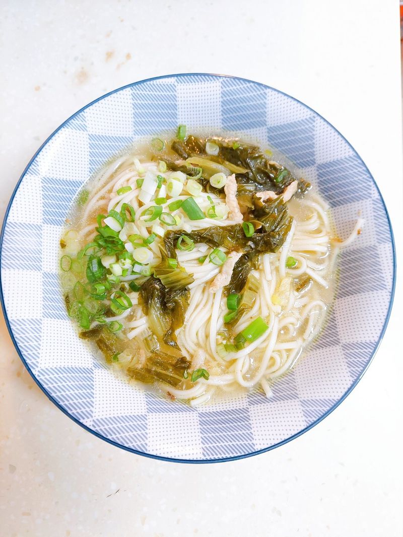 酸菜肉絲麵
