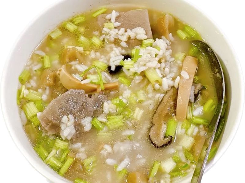 芋頭菜脯鹹粥