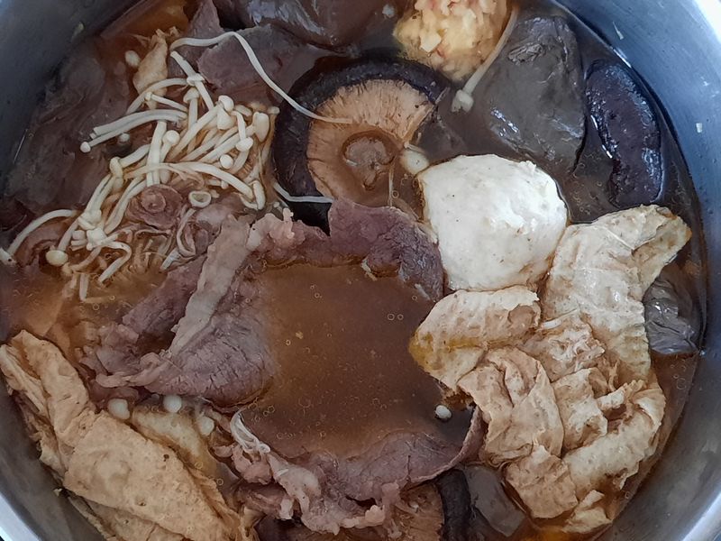 麻辣鴨血