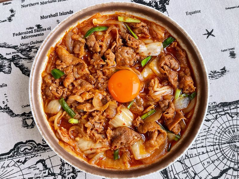 泡菜牛肉丼