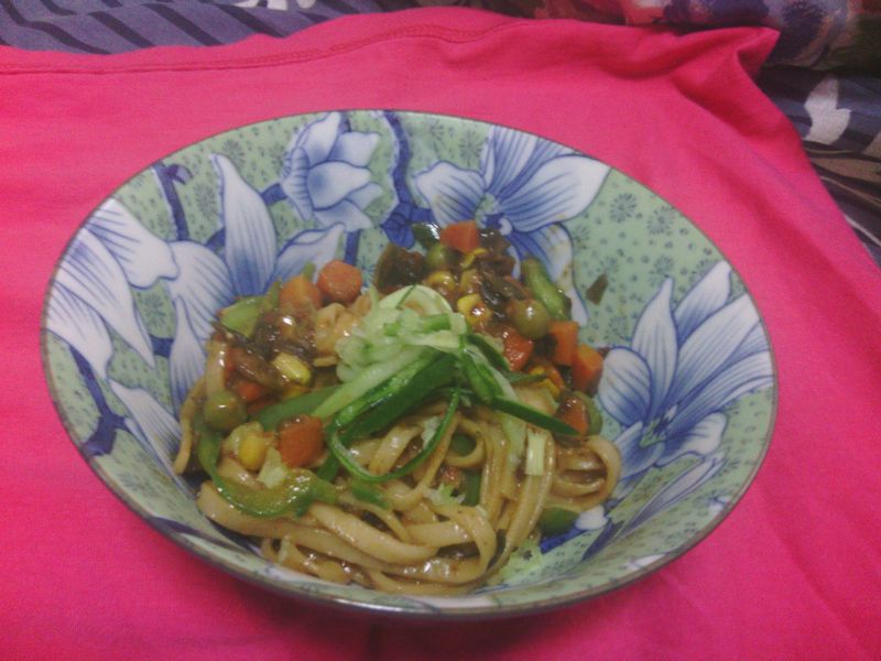 素食炸醬麵