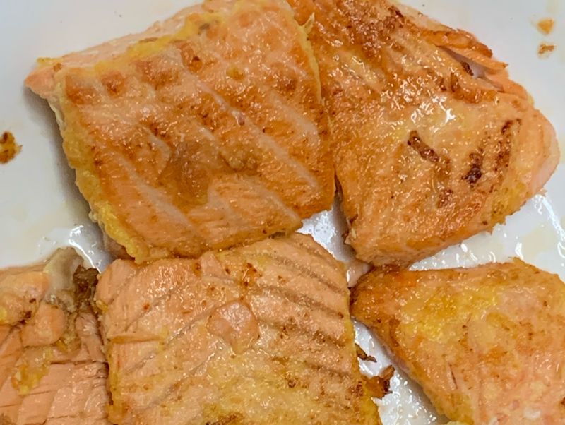 香煎鮭魚
