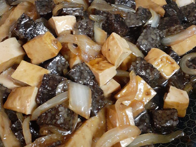滷豆乾/米血