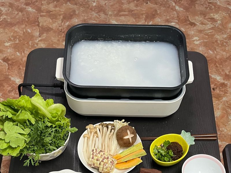 毋米粥火鍋