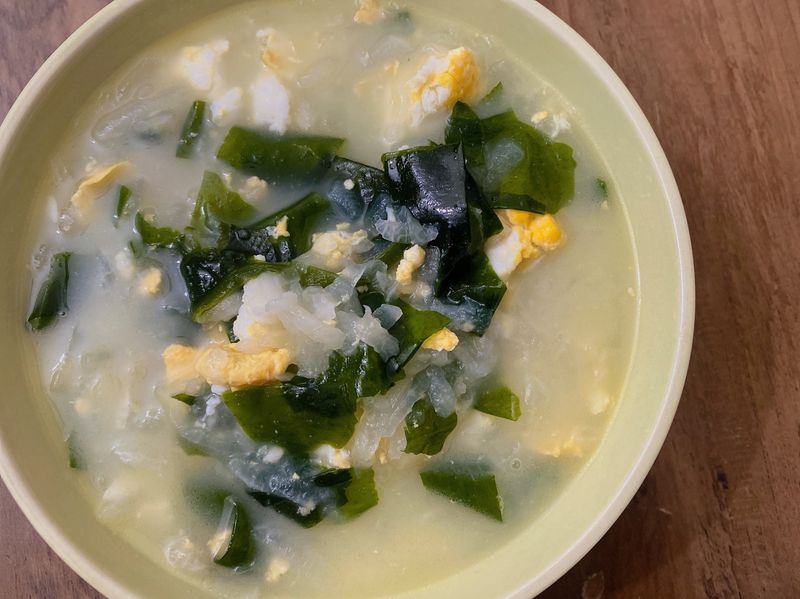 蘿蔔煎蛋湯