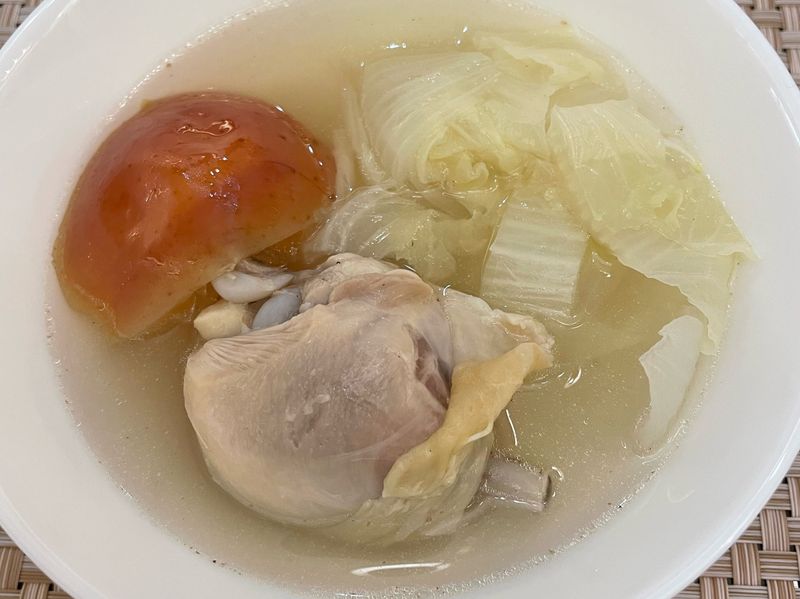 洋蔥蒜頭雞湯