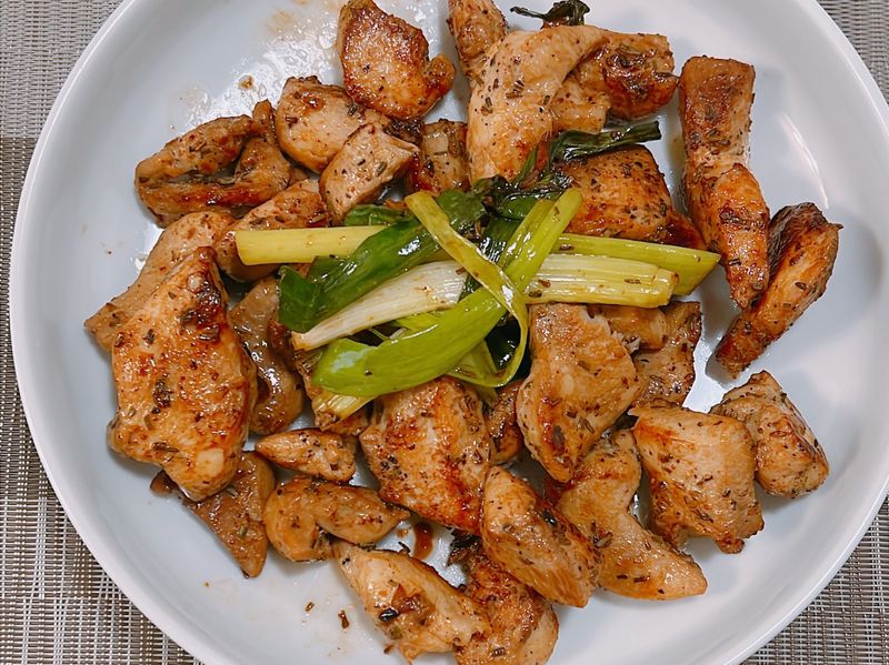 蒜香雞胸肉
