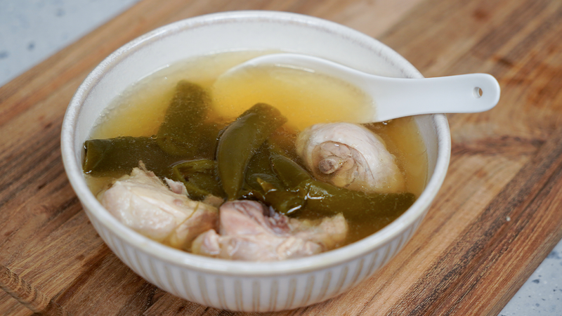 剝皮辣椒雞湯|料理宗師