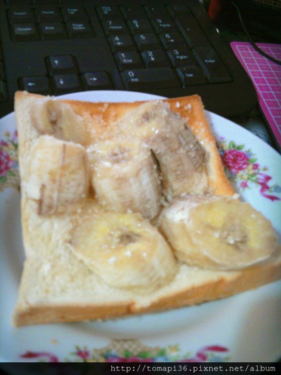 黑暗系料理。懶人香蕉土司