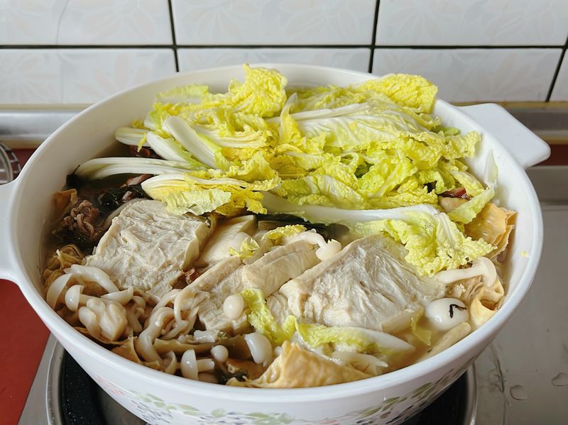 酸菜鴨架湯(烤鴨利用)