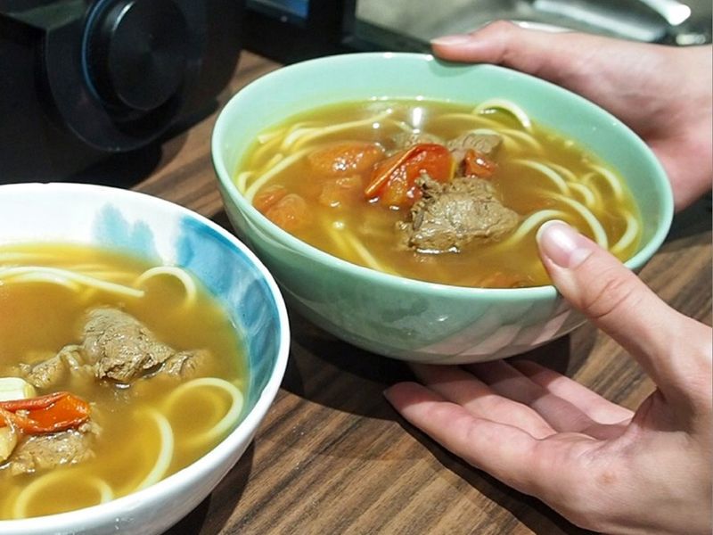 番茄牛肉麵|蒸時蔬&比目魚 by 勵家人