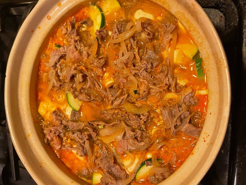 牛肉嫩豆腐煲