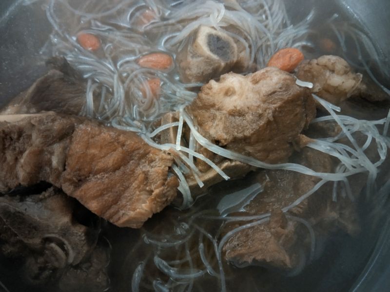 藥燉排骨米粉