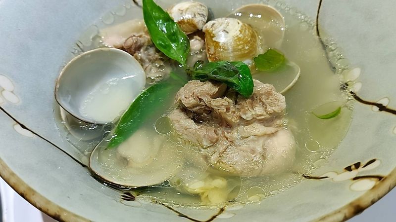 蒜頭雞湯