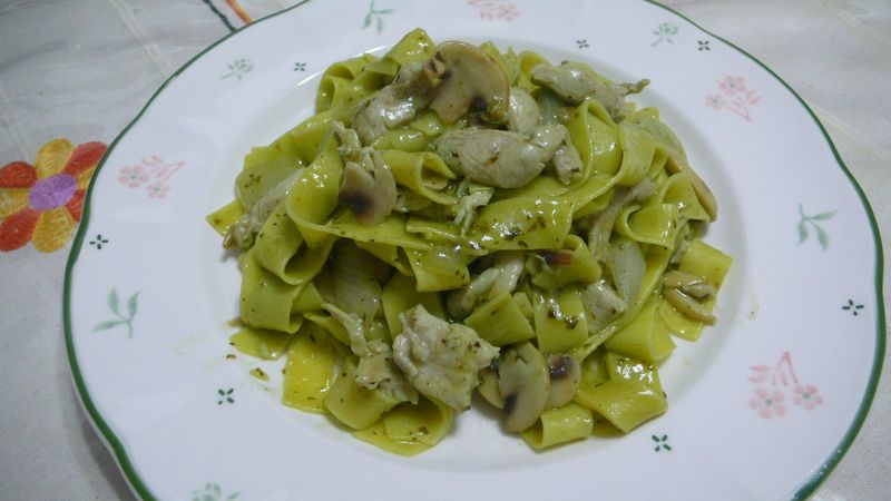 lanni 青醬意大利扁麵