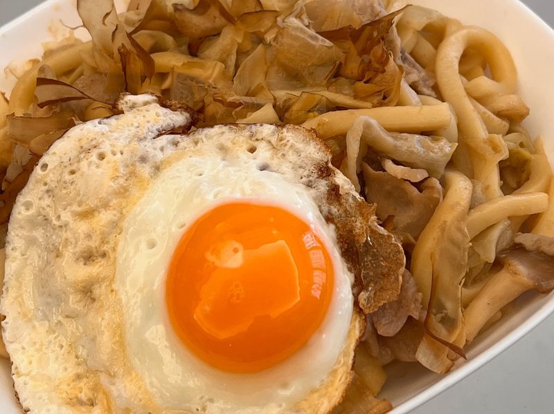 小咪烏龍麵