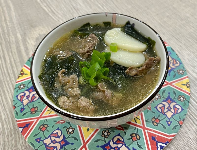 海帶年糕牛肉湯