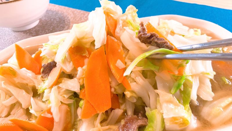 牛肉炒高麗菜