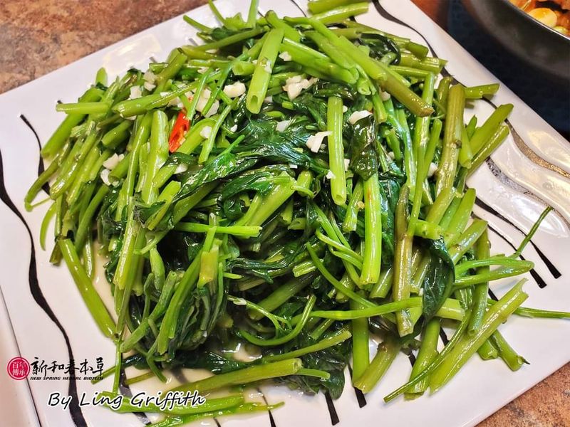 清炒空心菜