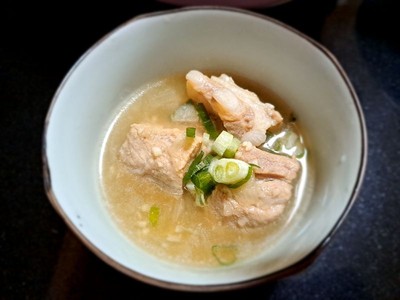 肋排肉骨茶