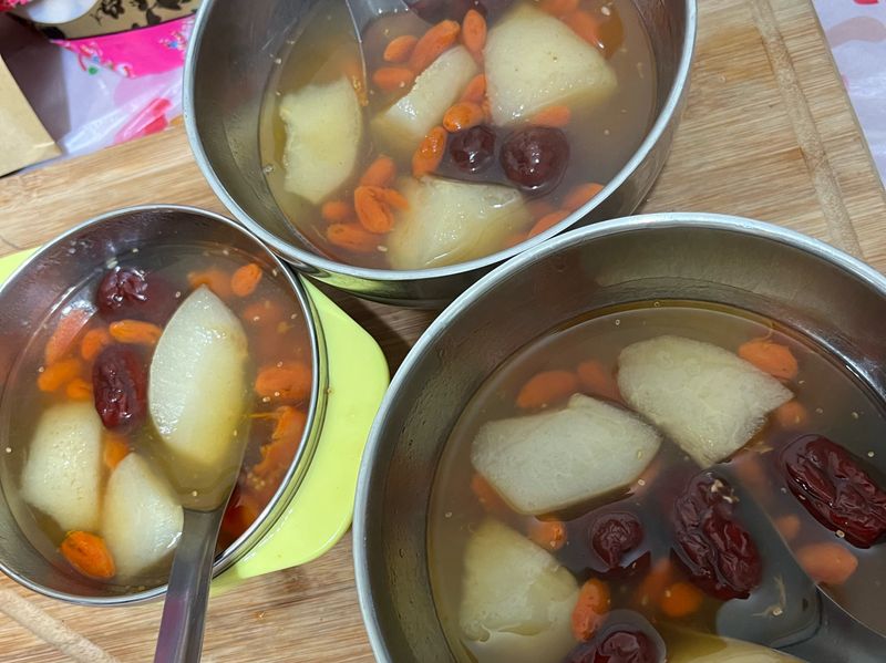 冰糖梨藕湯