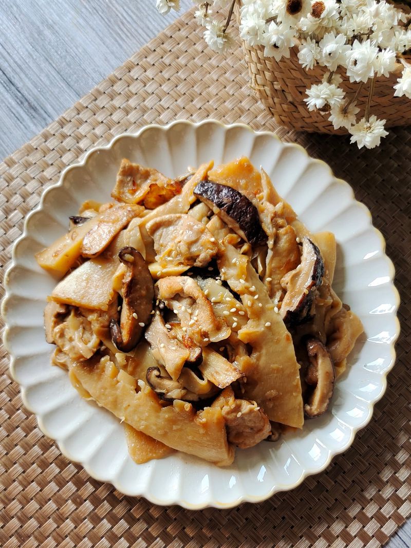 麻油竹筍肉片