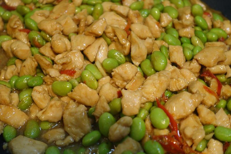 毛豆炒雞丁
