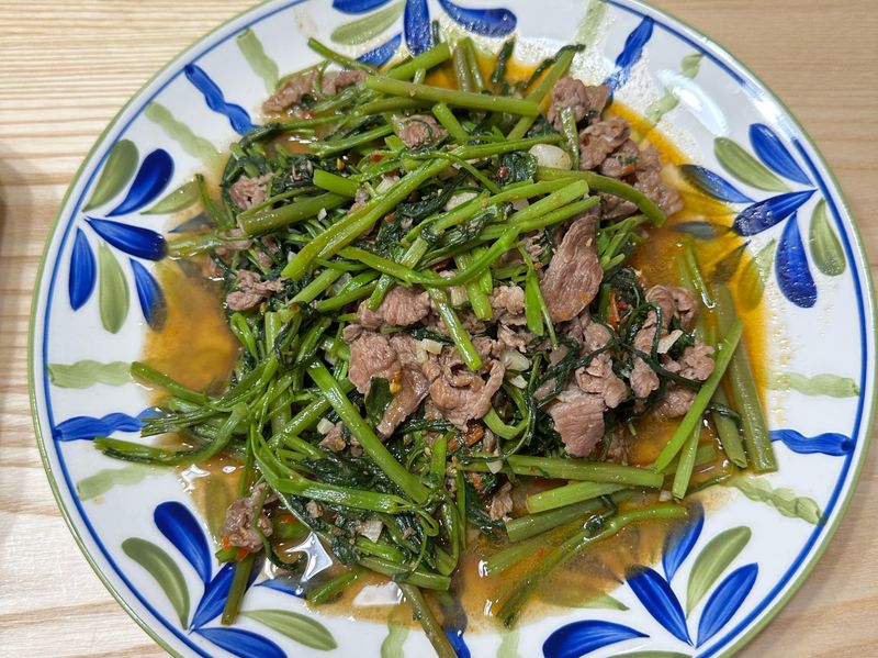空心菜炒牛肉
