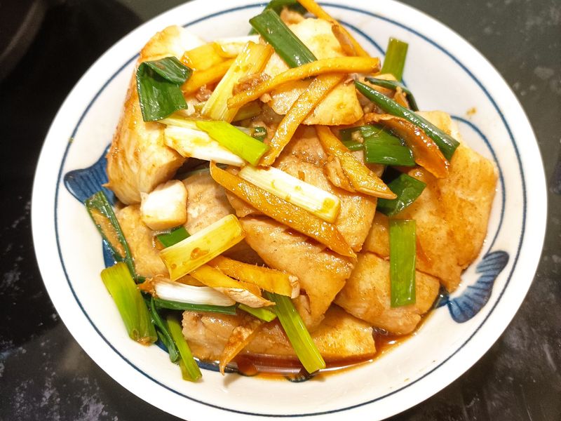 蔥燒鯛魚