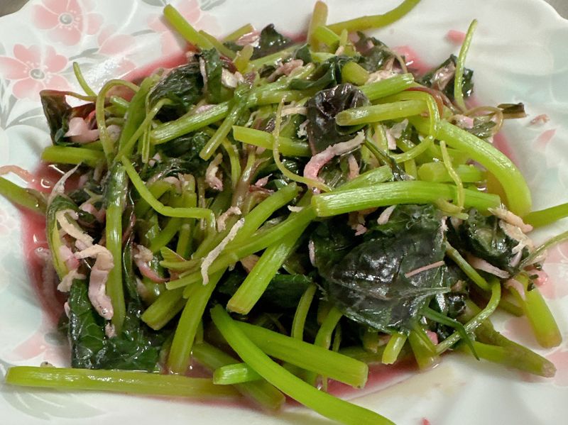 吻仔魚莧菜