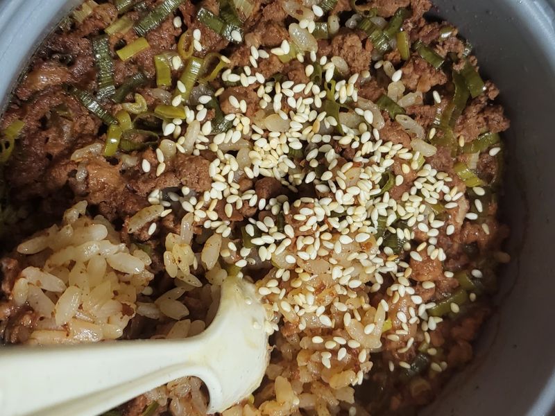 辣肉醬飯
