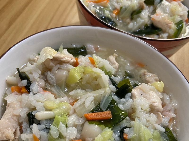 高麗菜雞肉粥