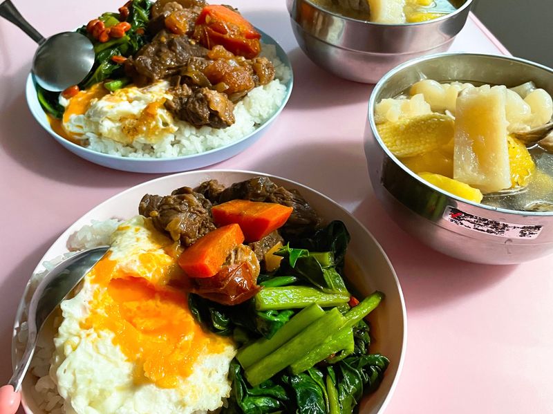 紅燒牛肉飯