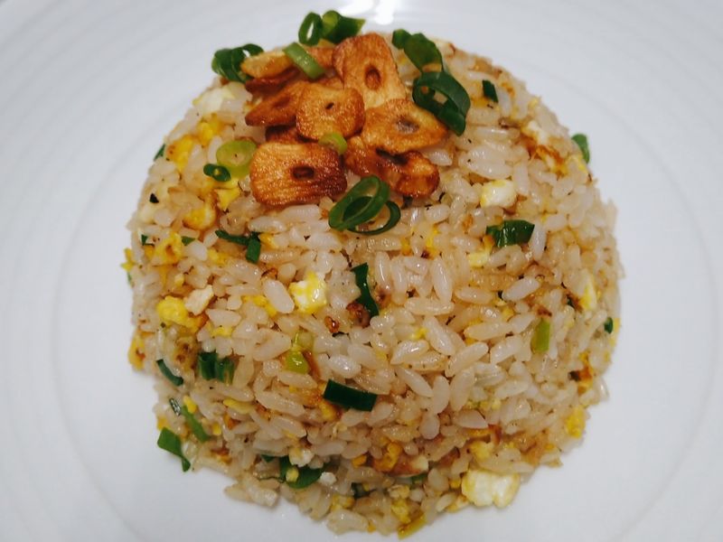好男人料理-蒜蓉炒飯
