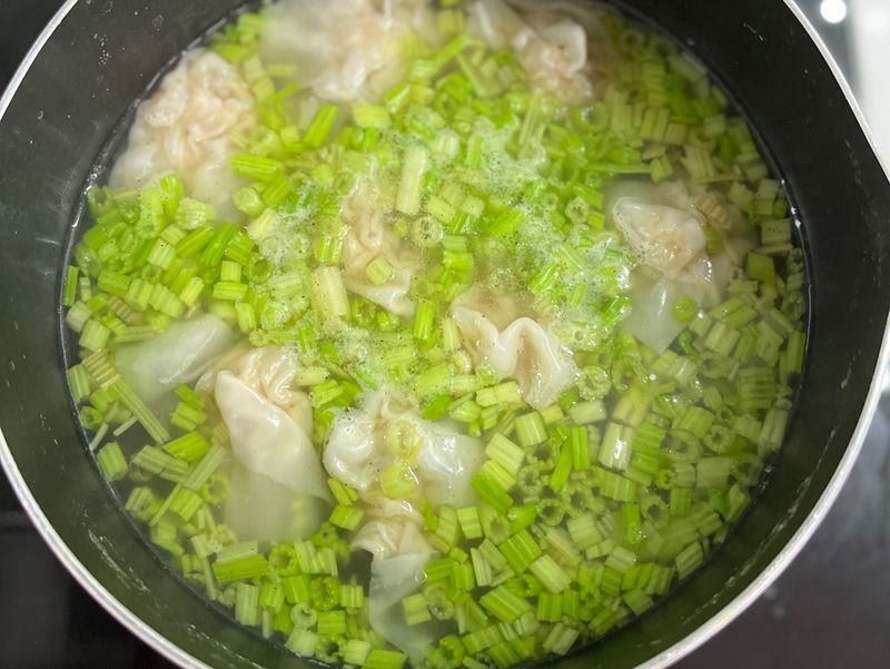里港餛飩湯