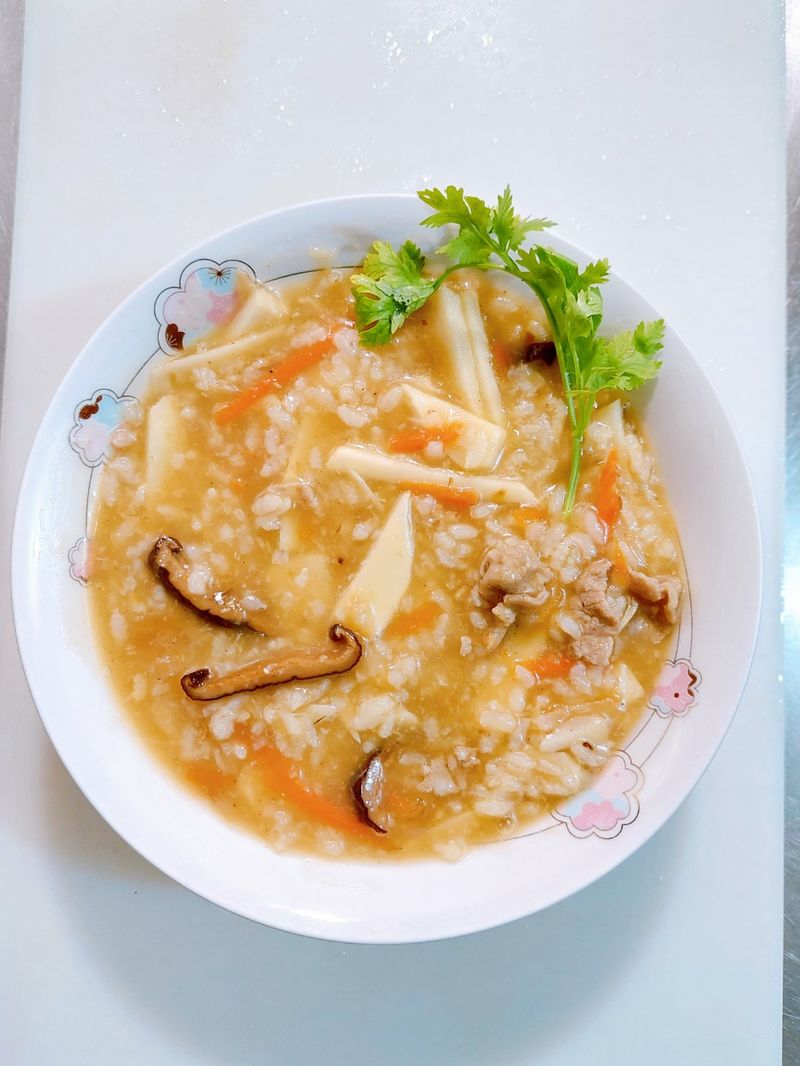 鮮筍香菇鹹粥