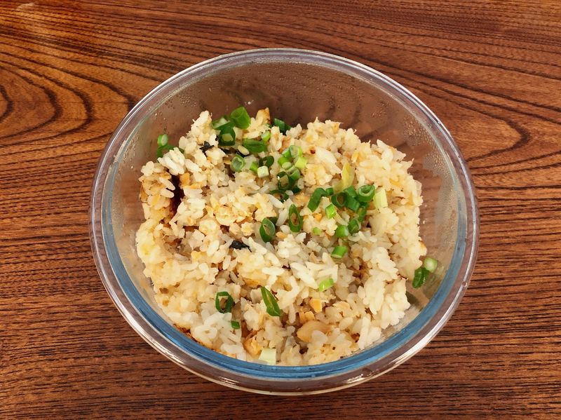 鮭魚炊飯