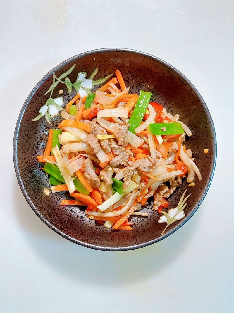 酸蘿蔔炒牛肉