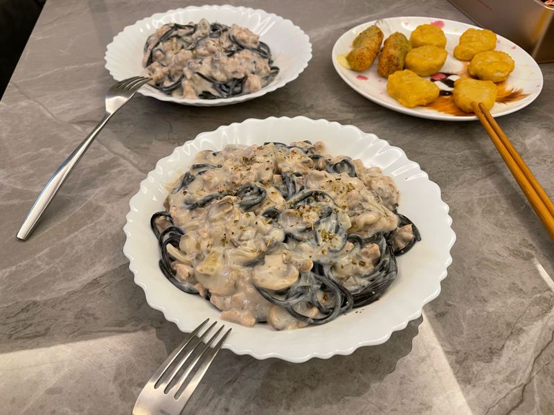 洋菇奶醬義大利麵