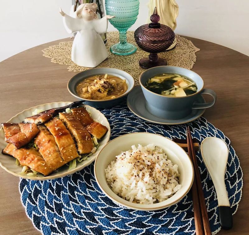 一人饗宴:日式蒲燒鰻魚套餐