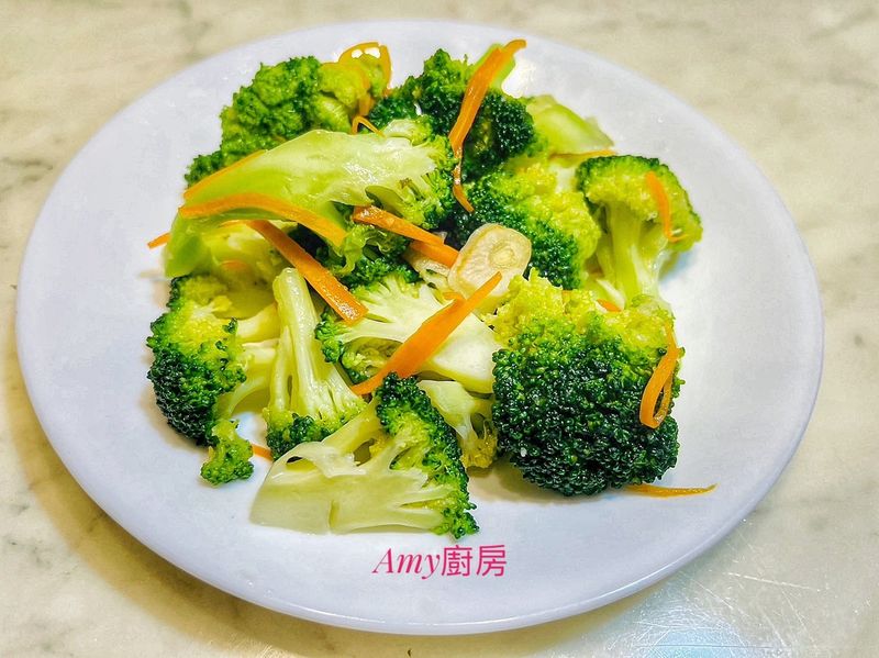 蒜炒花椰菜